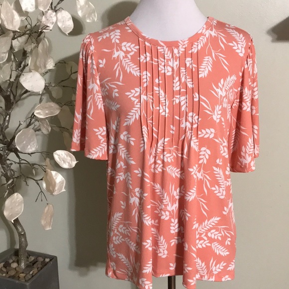 Liz Claiborne Tops - LUZ CLAIBORNE 🍑 PEACH TOP